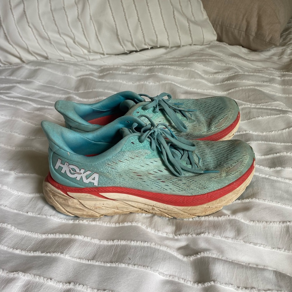 HOKA Clifton 8 Women's Teal and Orange Running Shoes- size 7.5
